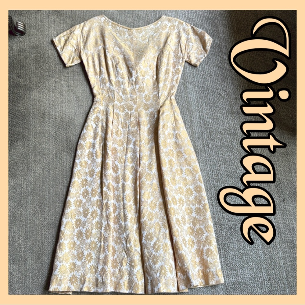 Vintage Yellow Gold Dress Short Sleeved Zippered Back ~ Sz S